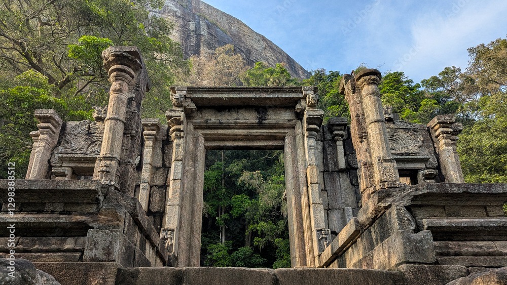 Fototapeta premium Stone ruins from ancient capital citadel and fortress of Yapahuwa, Sri Lanka 