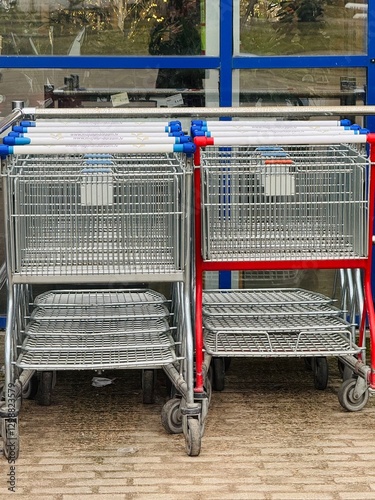 shopping cart on the street, supermarket trolley photo