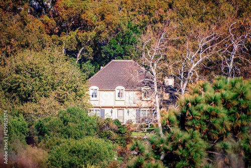 Obraz na płótnie Coastal Countryside style homes throughout Palos Verdes Estates, California w salonie