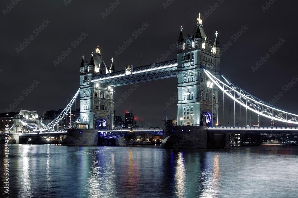 Obraz premium tower bridge in london
