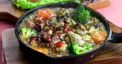 魚介のアヒージョ