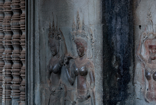 Wallpaper Mural bailarinas con traje tradicional Torontodigital.ca