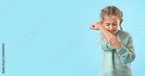 Little girl with allergy sc...