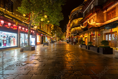 At night, the streets of the ancient town are filled with lanterns, and the ancient city of Zhenyuan, Guizhou, China