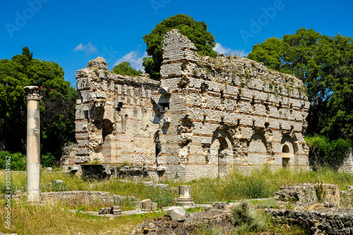 Obraz na płótnie Archäologisches Museum in Nizza-Cimiez w salonie