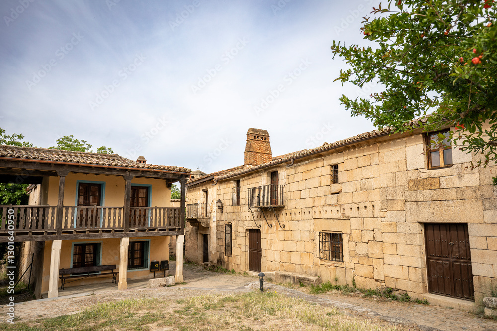 Obraz premium street in Granadilla village, municipality of Zarza de Granadilla, province of Caceres, Extremadura, Spain