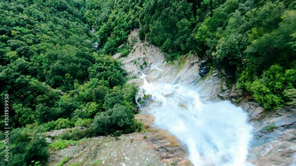 Explore Corsica's Stunning Nature Through Dynamic FPV Drone Adventure