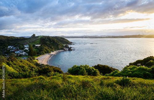 Obraz na płótnie Views from Tapeka Point at sunrise. Russell. Bay of Islands. New Zealand. w salonie
