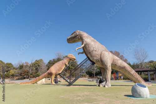 Fototapeta Naklejka Na Ścianę i Meble -  大高緑地公園恐竜広場（愛知県名古屋市緑区）