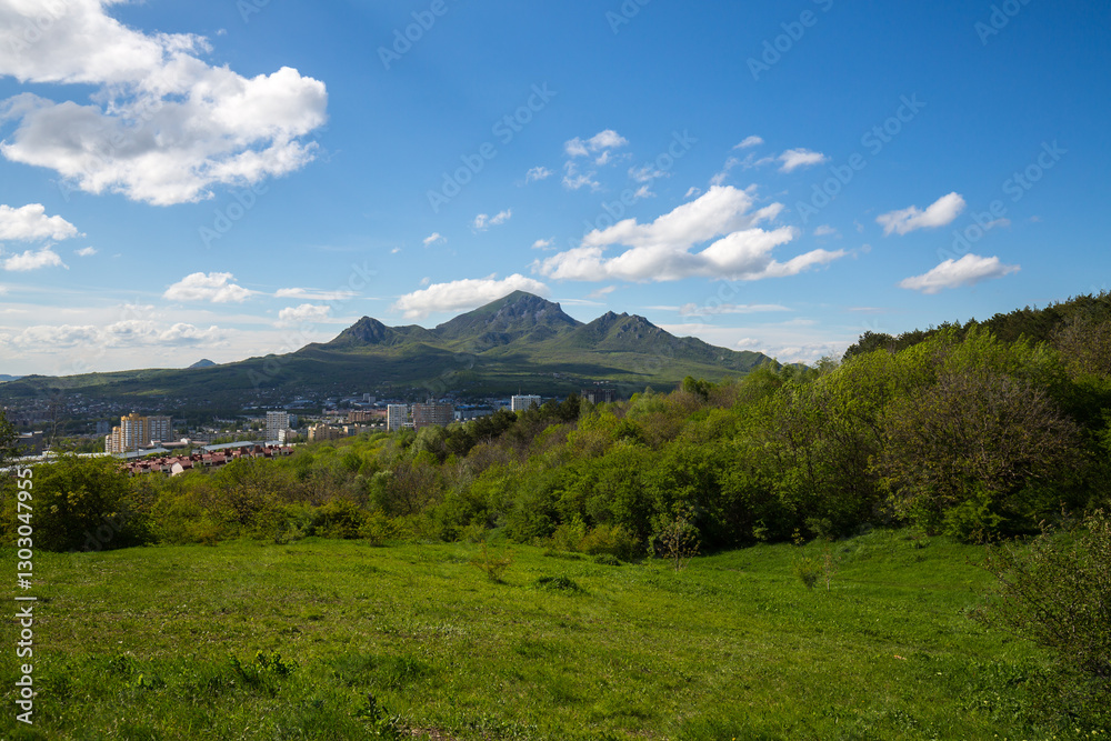 Naklejka premium Panoramic view of Beshtau