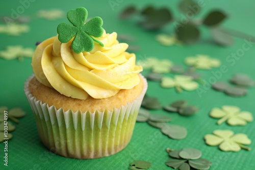 Wallpaper Mural cupcakes on green background Torontodigital.ca