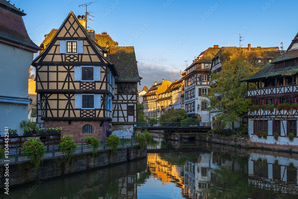 Naklejka premium Petite France In Strasbourg At Sunrise