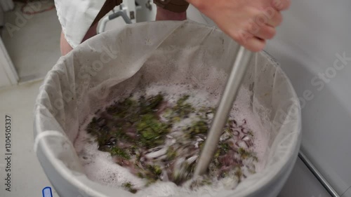 Rewashing Fresh Frozen Cannabis Flower For Ice Water Hash