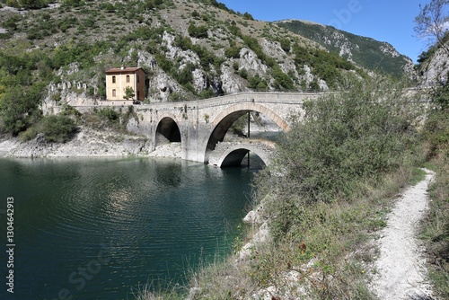 Villalago - Ponti sul lago di San Domenico dal sentiero photo