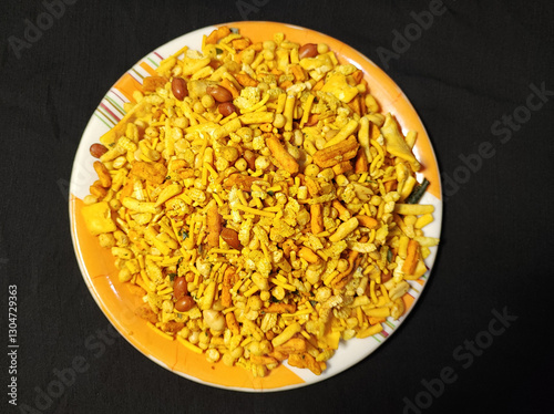 Crunchy Masala Namkeen Mixture