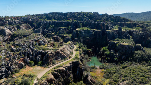 Wallpaper Mural vista del cerro del Hierro en el parque natural de la sierra Norte de Sevilla, España Torontodigital.ca