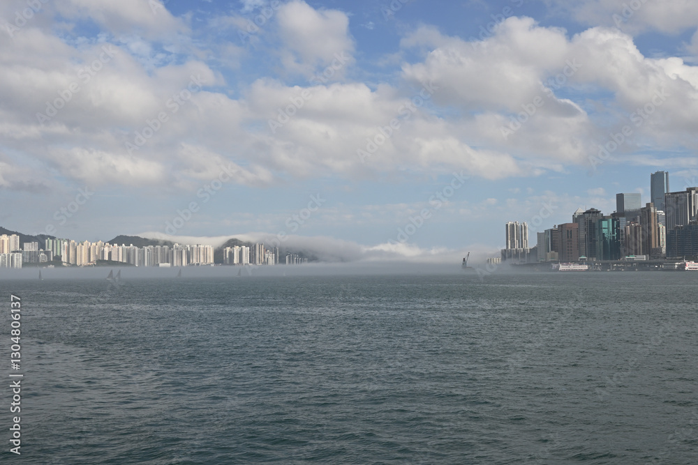 春になる前の霧と香港の風景 春になる前の霧と香港の風景