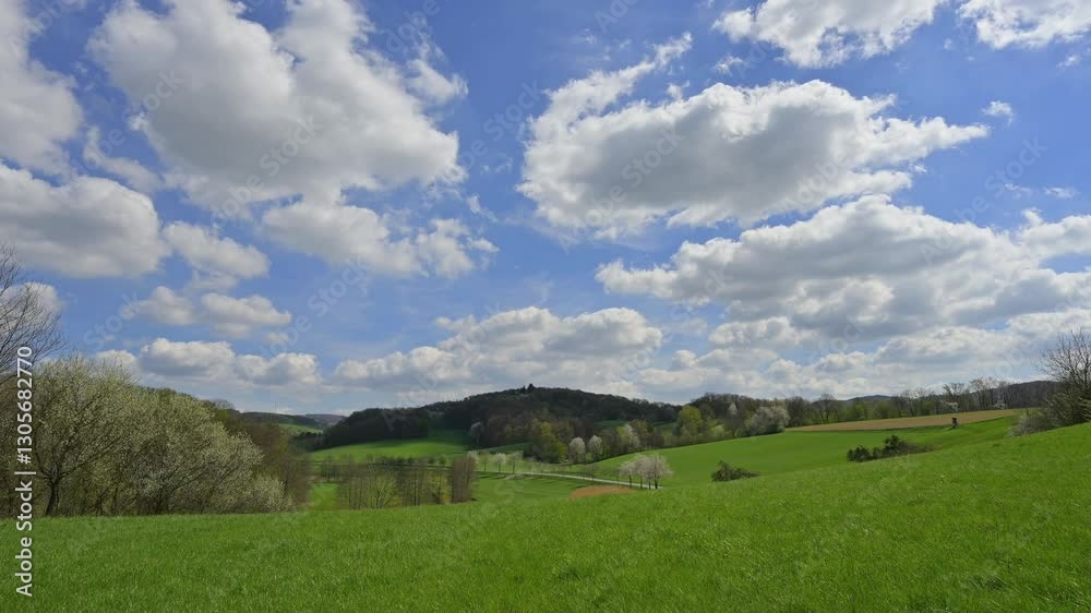 Landschaft, Wiese, Mittelgebirge, Frühling, Vöckelsbach, Mörlenbach, Odenwald, Hessen, Deutschland, Europa Landschaft, Wiese, Mittelgebirge, Frühling, Vöckelsbach, Mörlenbach, Odenwald, Hessen, Deutschland, Europa