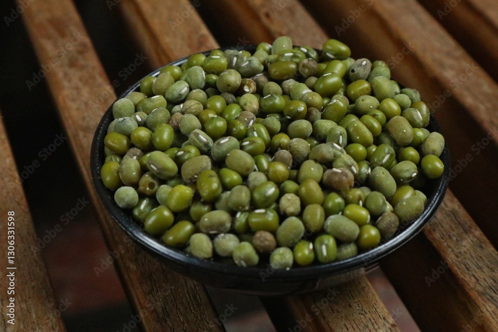 Green beans in a black bowl (Kacang Hijau)