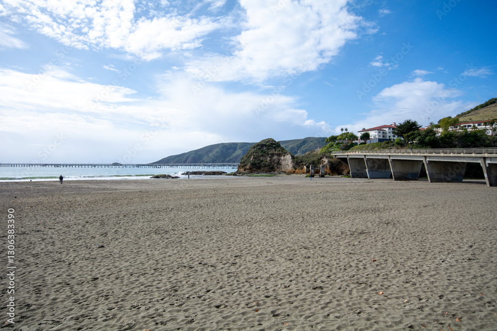 The town of Avila Beach in California on the Pacific Ocean, USA.