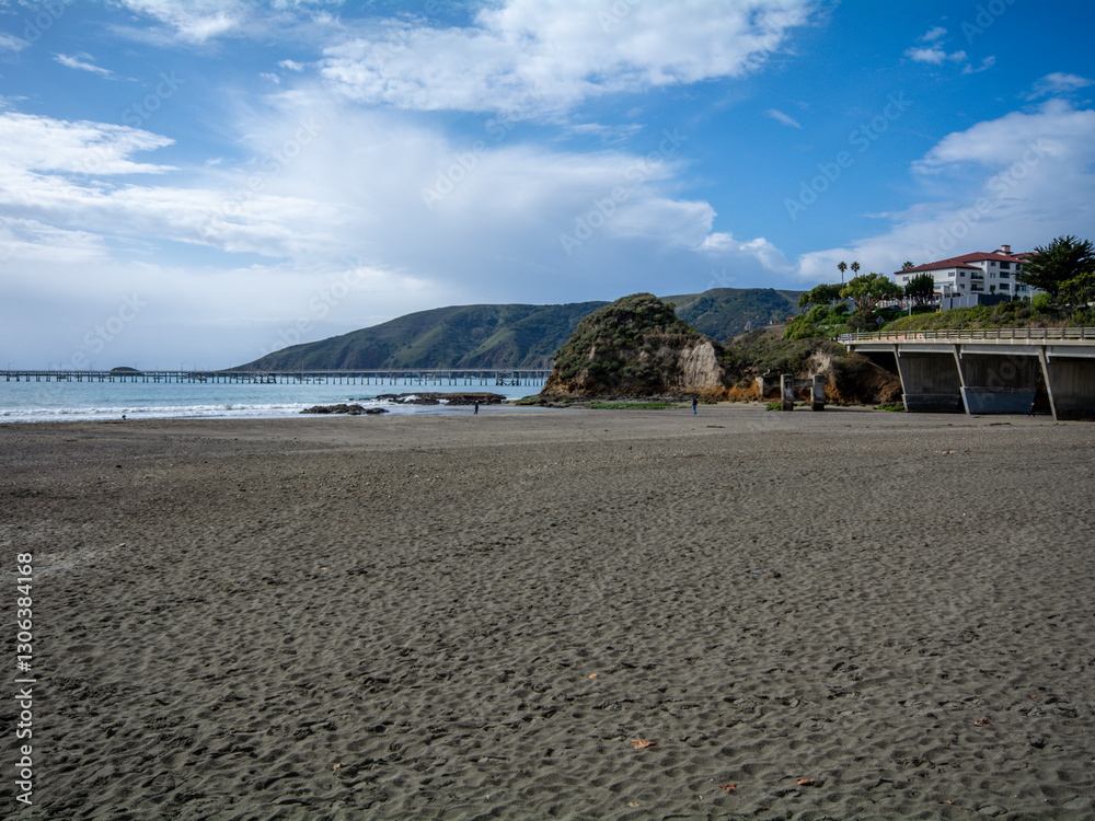 The town of Avila Beach in California on the Pacific Ocean, USA.