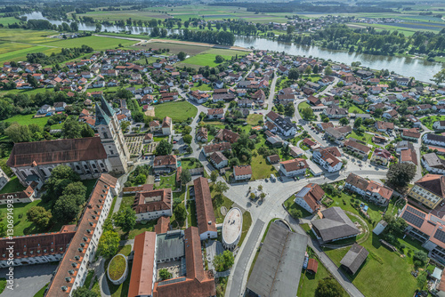 Sonniger Sommertag an der niederbayerischen Donau rund um Niederalteich photo