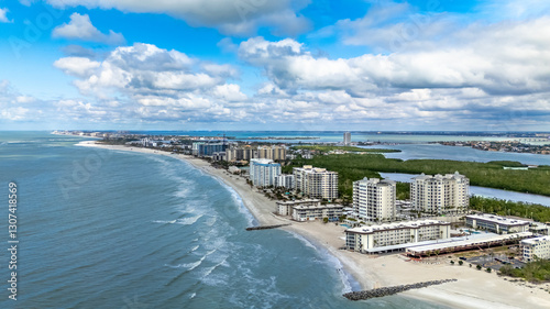 Φωτογραφία Lido Key, Sarasota, FL, USA - 02-20-2025: Winter aerial photo of the vacation beach community, Lido Key, Sarasota, FL, on the Gulf of Mexico