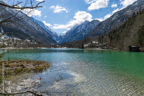 Landschaftspanorama, Klammsee, Kaprun, Salzburg photo