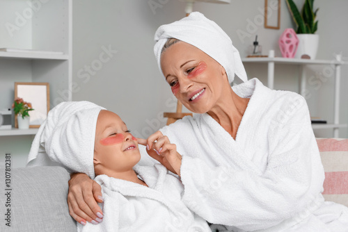 Little girl and her grandmo...