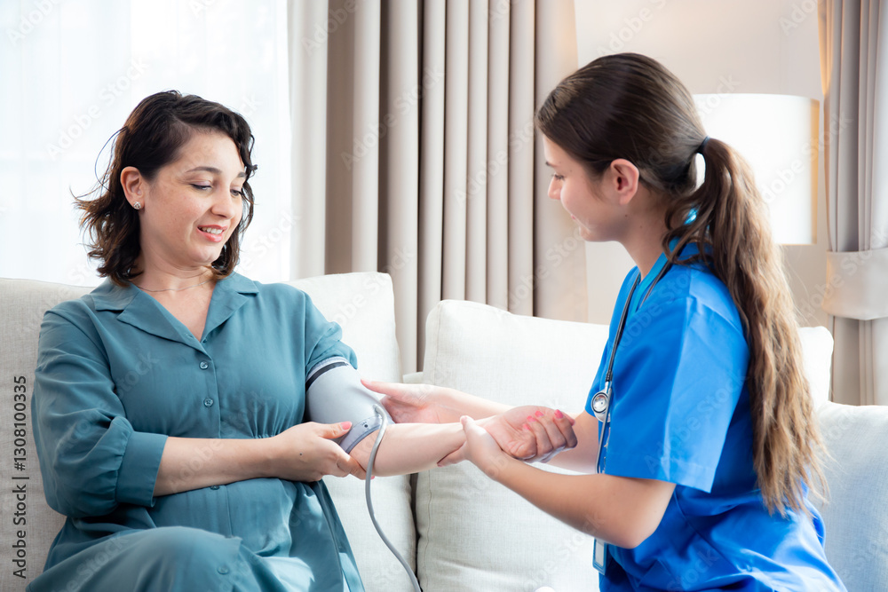 Obraz premium Caregiver caucasian young nurse woman measuring blood pressure with patient for checkup pulse health and examining in living room at home, nurse checkup patient for health care, medical and insurance.