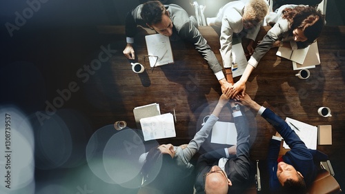 Fotografi Business people are joining hands together