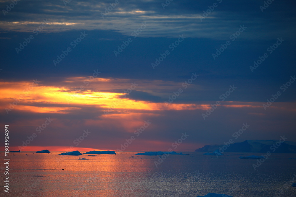 Fototapeta premium Arctic iceberg landscape in Ilulissat, Greenland