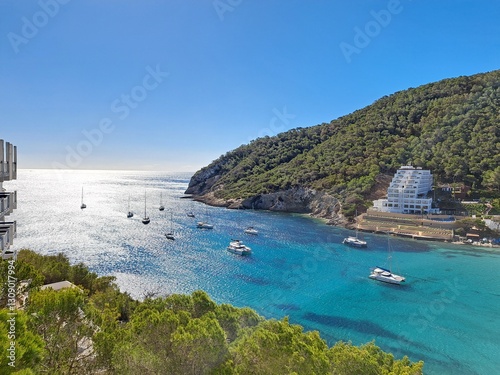 Cala Llonga 