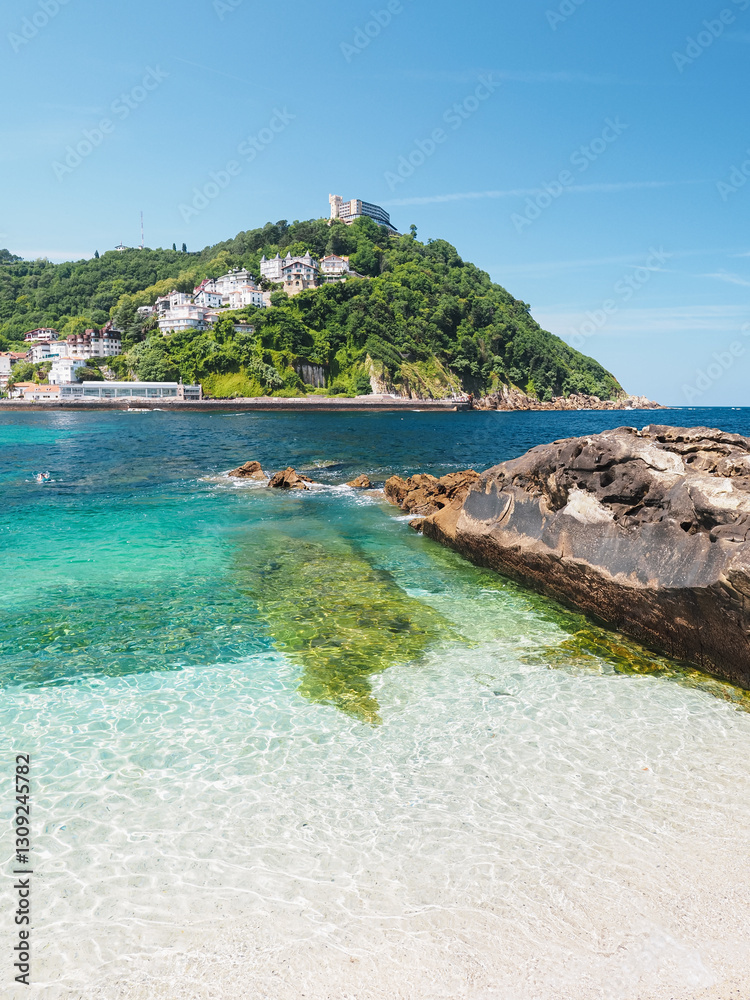 Naklejka premium San Sebastián in summer