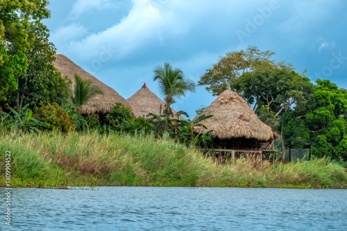 Obraz na płótnie View of an Emberá village from the Chagres river, Chagres National Park, Panama w salonie
