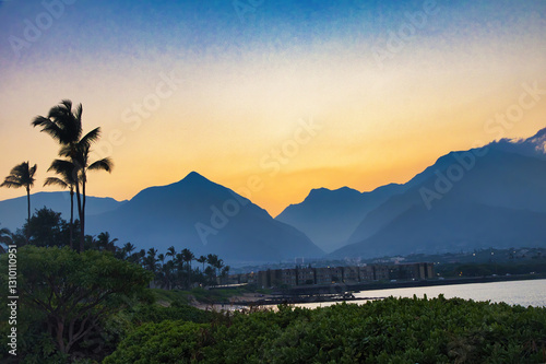 Wailuku mountains seen trhogh heavy haze from Kahului Bay.
