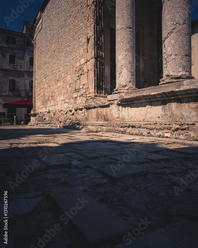 Obraz na płótnie Temple of Augustus in Pula, Croatia w salonie