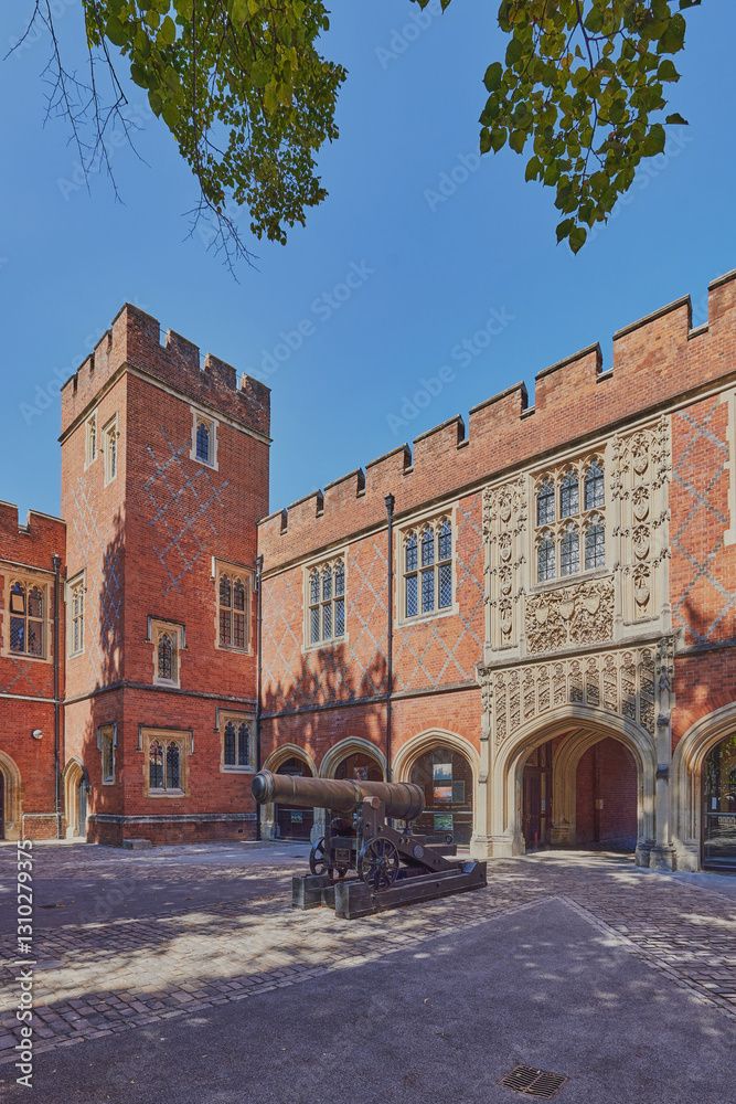 Fototapeta premium Cannon Yard opposite the library at the historic Eton Public School.