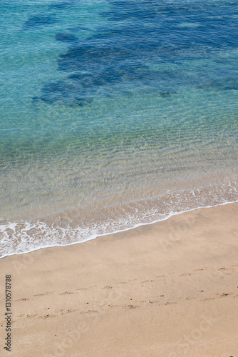 海辺透き通った海
