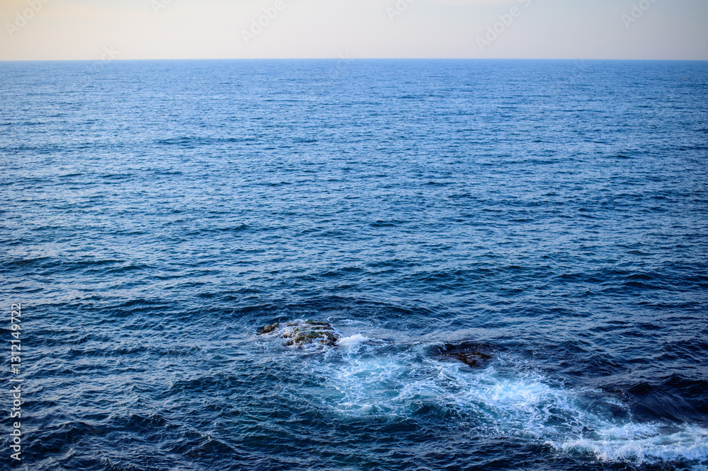 Fototapeta premium blue sea and blue sky