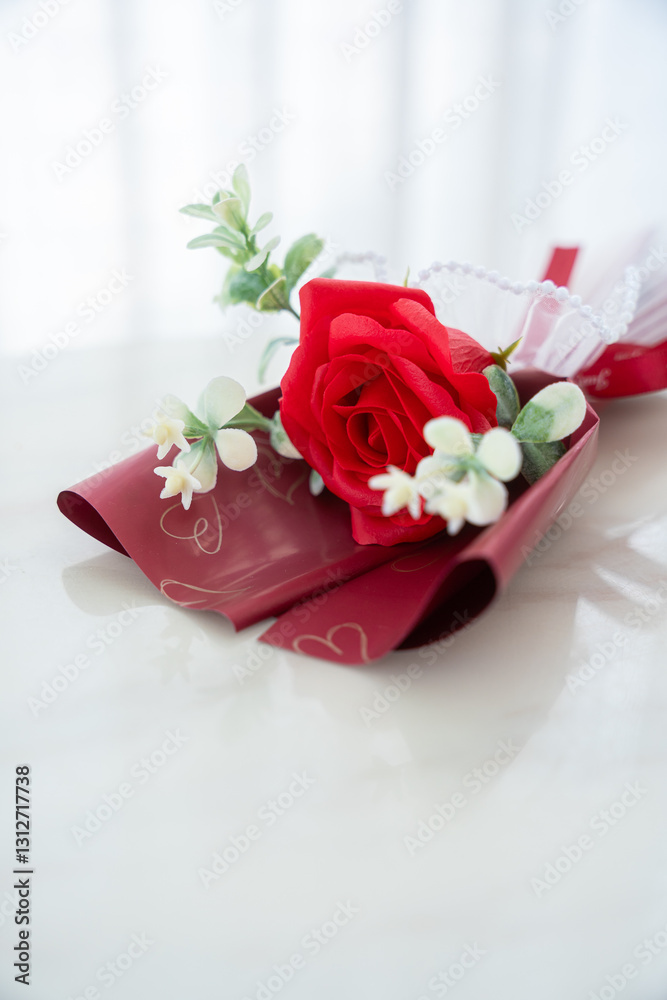 Valentine's day concept, bouquet of red and pink roses Put on the table food lunch In a restaurant background
