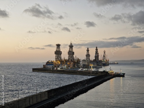 Many drillships cold stacked at Las Palmas Port