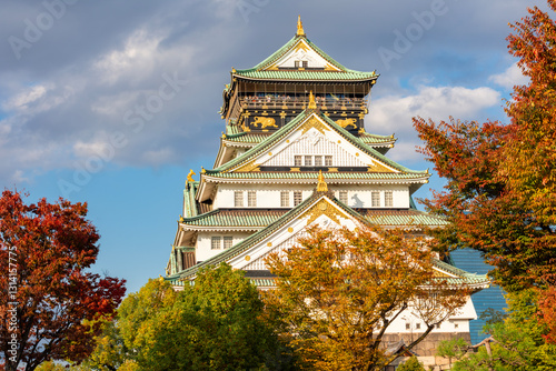 Obraz na płótnie Osaka Castle at sunset, Japan w salonie