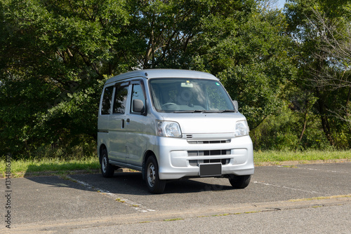 Tapety artystyczne 駐車場に駐めた軽バン
