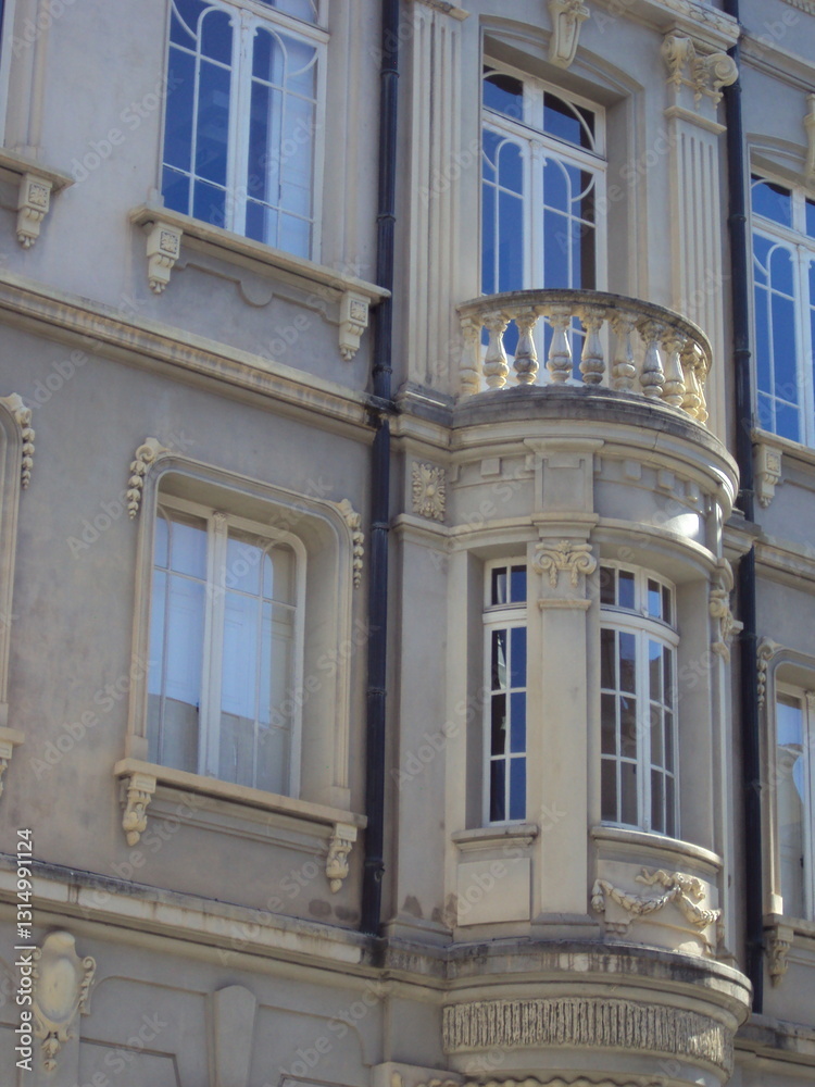 Fototapeta premium facade of a building