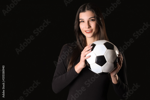 Sporty young woman with soc...