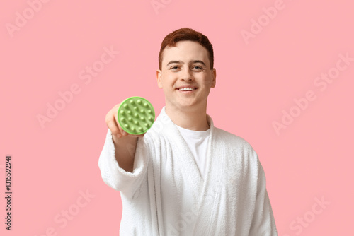 Young man with hair scalp m...