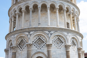 Fotobehang De scheve toren Scheve toren in zomers Pisa  © mdyn