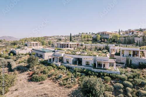 Εκτύπωση καμβά Hotel complex with colonnades on a hill