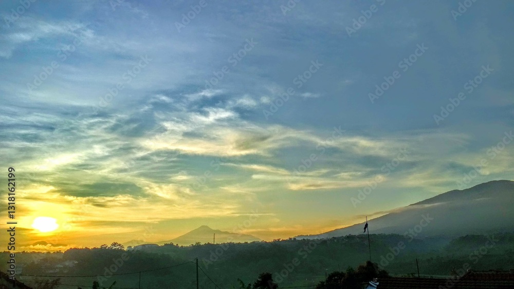 Obraz premium sunset in the mountains